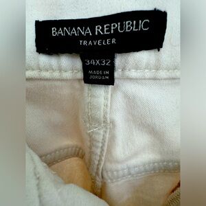 Banana Republic Traveler Pant. 34x32. Slim fit. Orig. $110